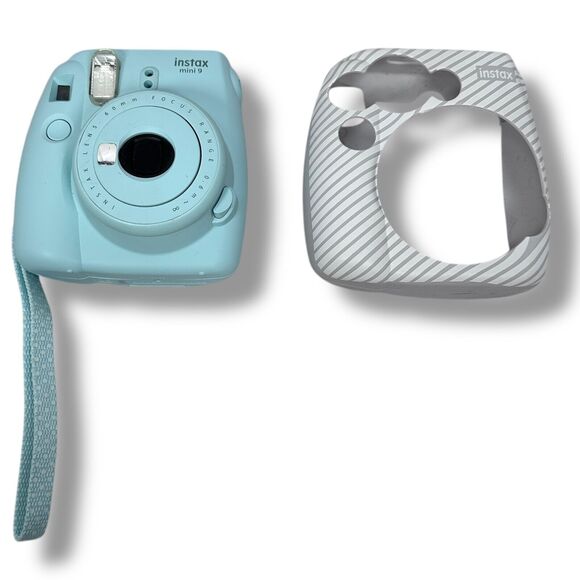 FujiFilm Instax Mini Instant Color Film Camera Sky Baby Ice Blue